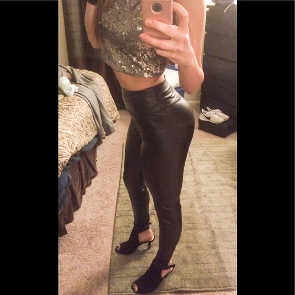 HOT❣️Faux Leather Booty Lifting Leggins Black Pants - Picture 14 of 17